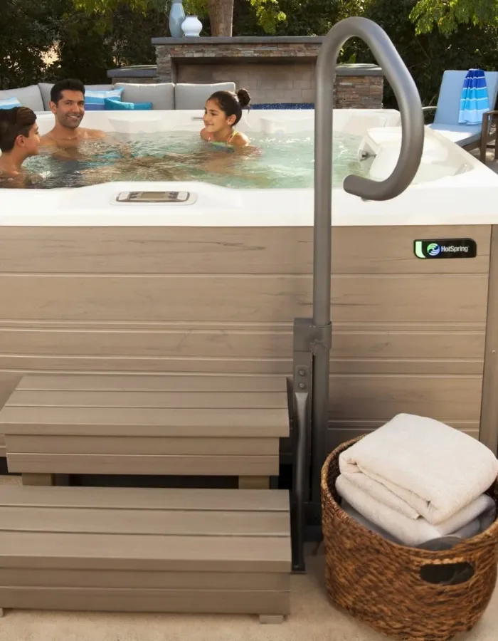 rampe-laterale-spa-hotspring la rampe latérale SPA HOTSPRING, un accessoire indispensable